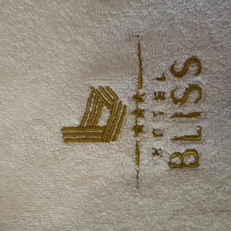 Hotel Bliss