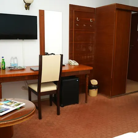 Bliss Aksu 3* Bucarest