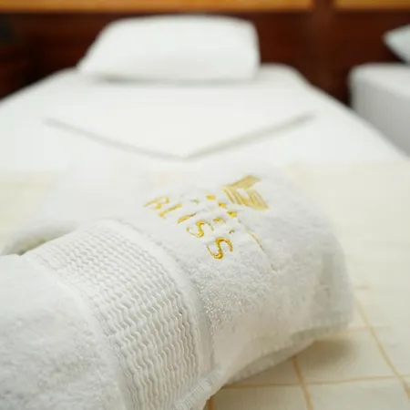 Hotel Bliss Aksu 3*