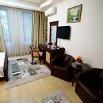 Hotel Bliss 3*